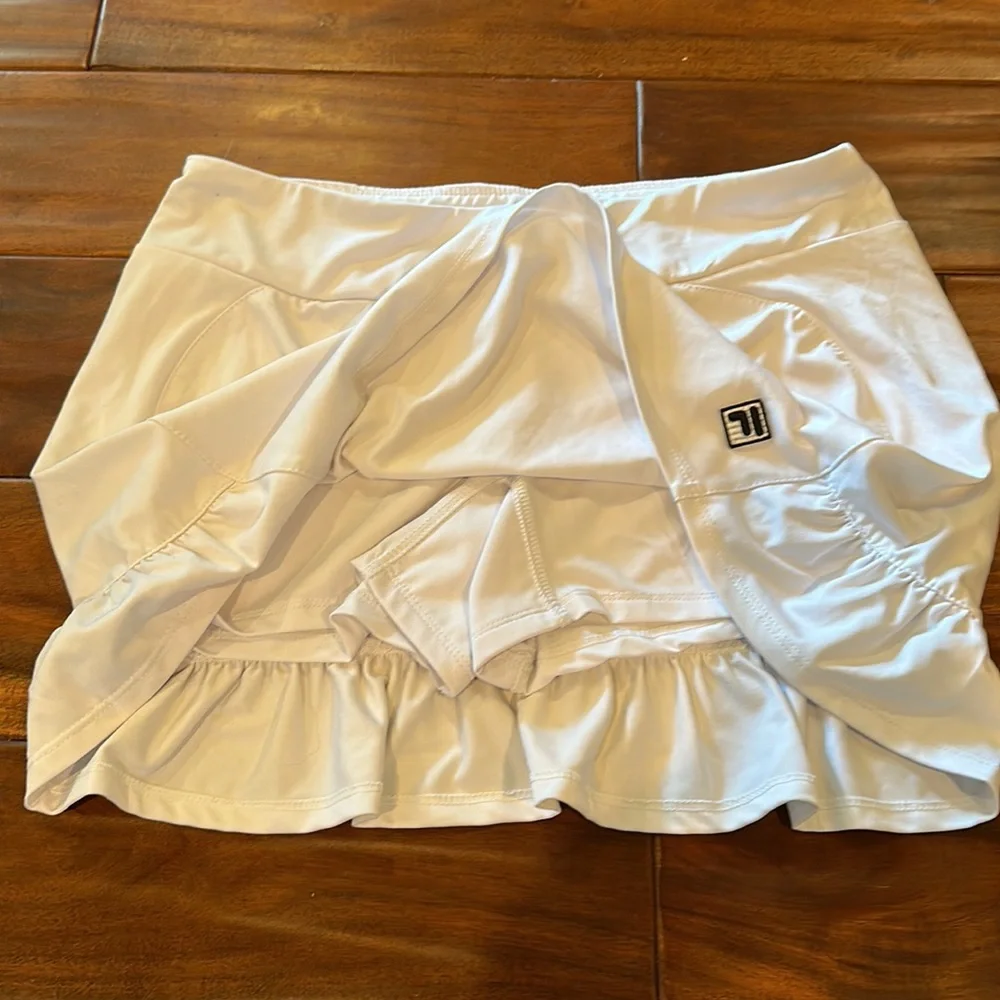 Fila Women’s Sz Small Tennis or Golf Skort White - Picture 4 of 6